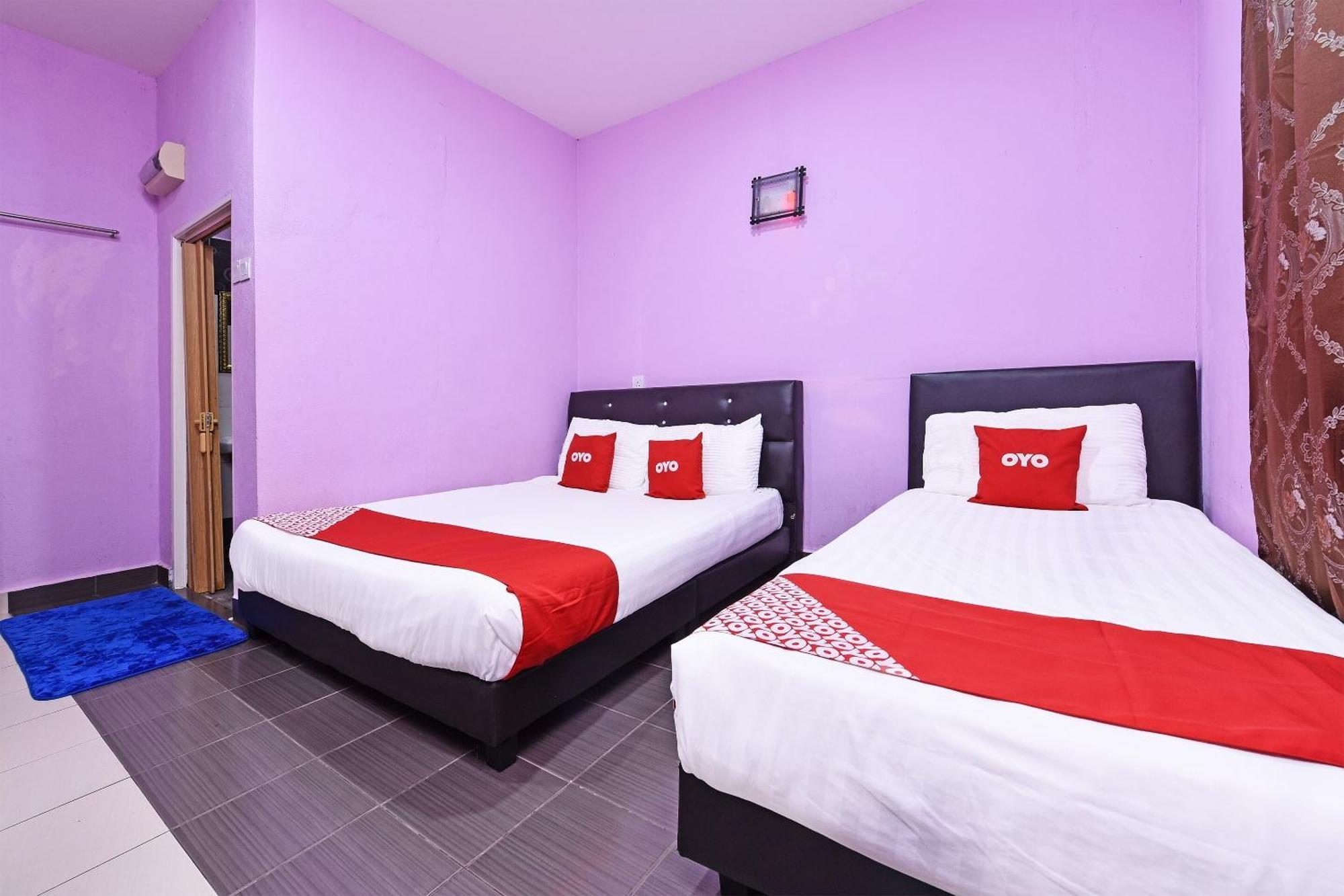 Oyo 90561 Awan Biru Motel Pantai Cenang  Kültér fotó